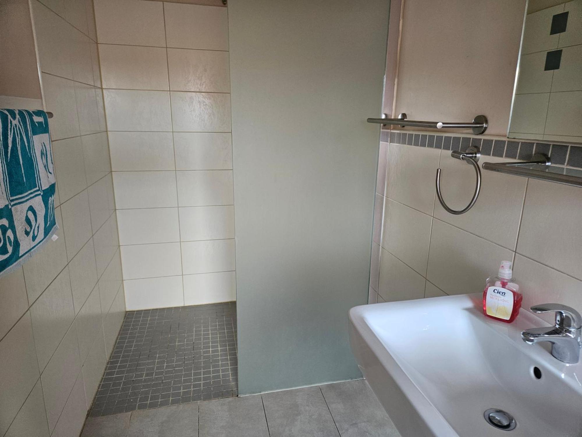 Heiningen Hotel Zur Schmiede מראה חיצוני תמונה