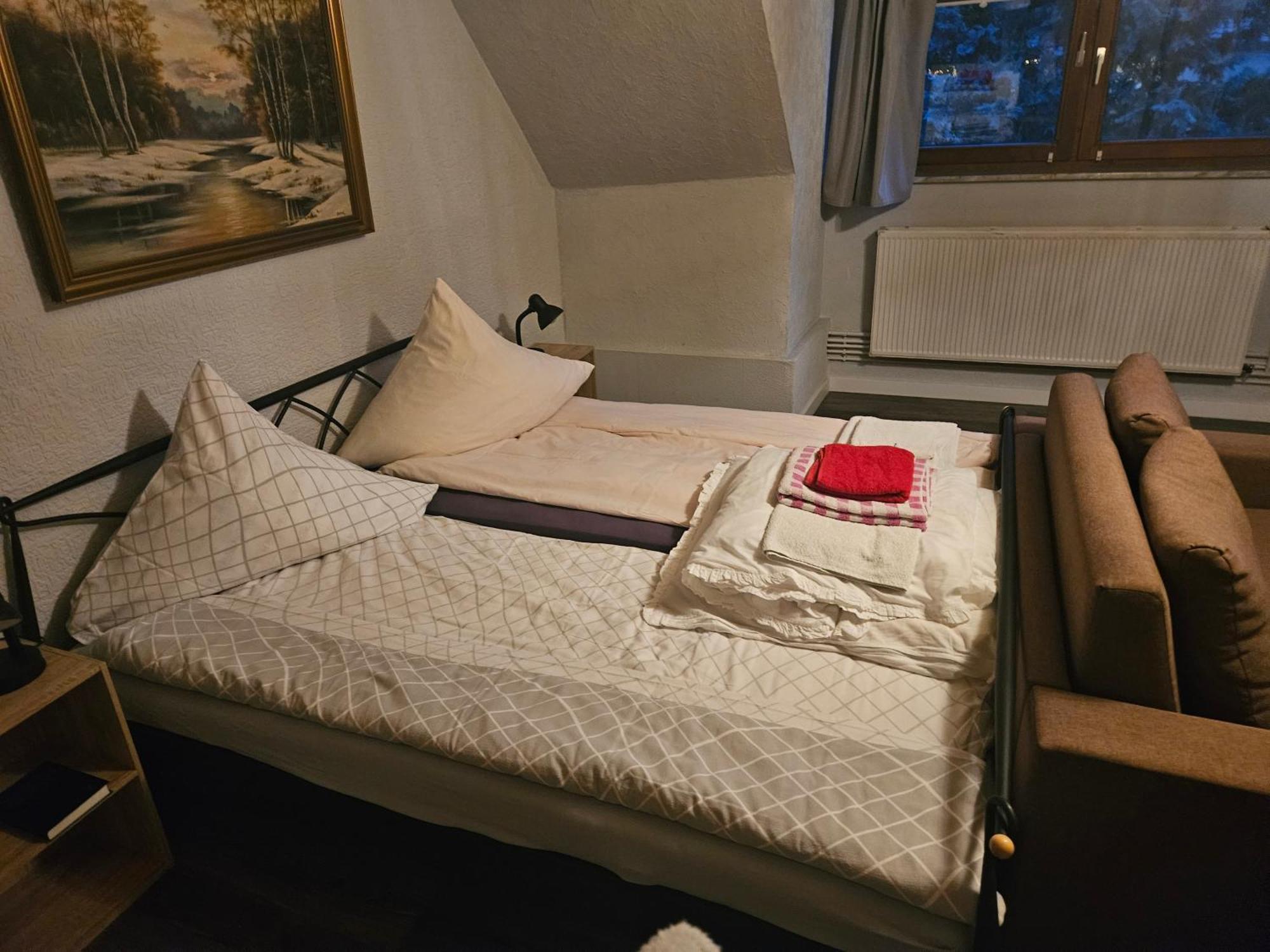 Heiningen Hotel Zur Schmiede מראה חיצוני תמונה